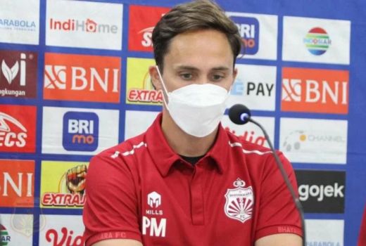3 Alasan Persib Wajib Rekrut Paul Munster dan Pecat Robert Alberts - GenPI.co JABAR
