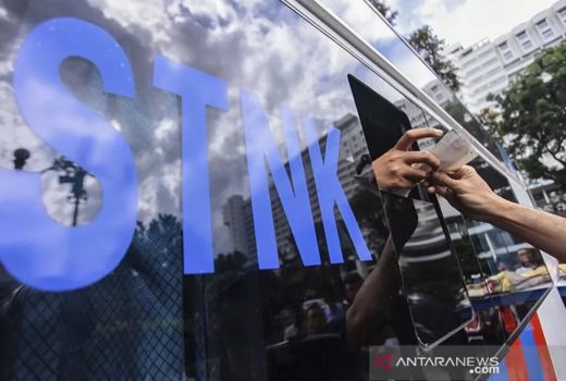 Manjakan Wajib Pajak, Diupayakan Pengesahan STNK Tahunan Juga Bisa Online - GenPI.co JABAR