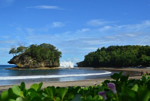 Bosan ke Pangandaran? Pantai Madasari Bisa Jadi Alternatif Liburan Kamu - GenPI.co JABAR