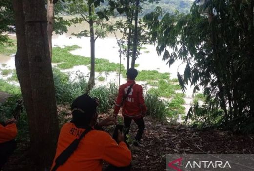 Nenek Berusia 83 Tahun di Cianjur Terbawa Arus Sungai Cisokan - GenPI.co JABAR