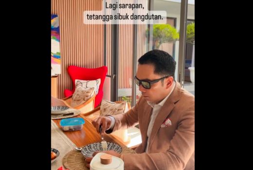 Ridwan Kami Lebih Senang Dengar Tetangga Dangdutan Daripada Potong Keramik - GenPI.co JABAR