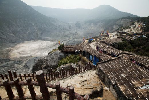 Wisata Alam di Jabar yang Punya Cerita Legenda Menarik - GenPI.co JABAR
