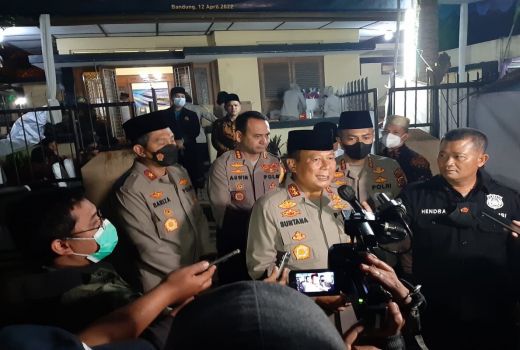 Kapolda Jabar Kunjungi Korban Pencabulan Oleh Oknum Polisi - GenPI.co JABAR