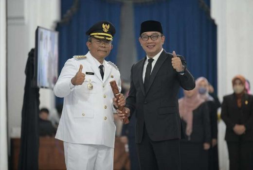 Beri Pesan ke Pj Wali Kota Cimahi, Ridwan Kamil Singgung Keamanan Lingkungan - GenPI.co JABAR