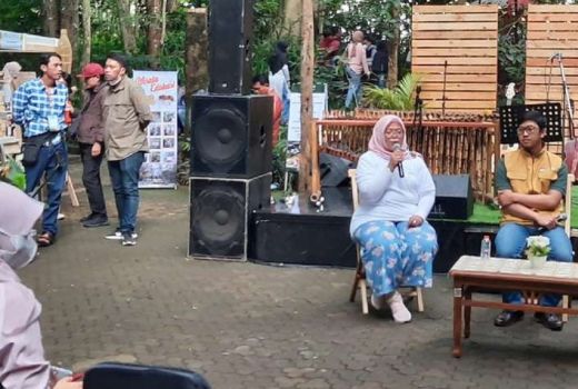 Lepas Gaji Rp 12 Juta, Opik Pilih Budidaya Jamur Tiram di Bandung - GenPI.co JABAR