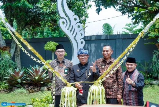 Jabar Punya Tugu Sekolah, Punya Makna dan Filosofi yang Dalam - GenPI.co JABAR