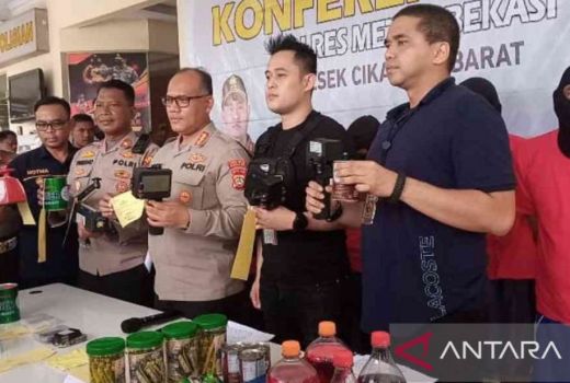 Penjual Makanan Kedaluwarsa Ditangkap di Bekasi, Miris Begitu Tahu Modusnya - GenPI.co JABAR