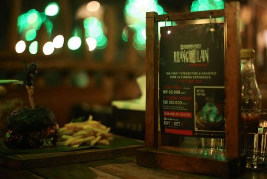 Bikin Merinding, Berani Coba Makan di Ruang Lain Karnivor Bandung? - GenPI.co JABAR