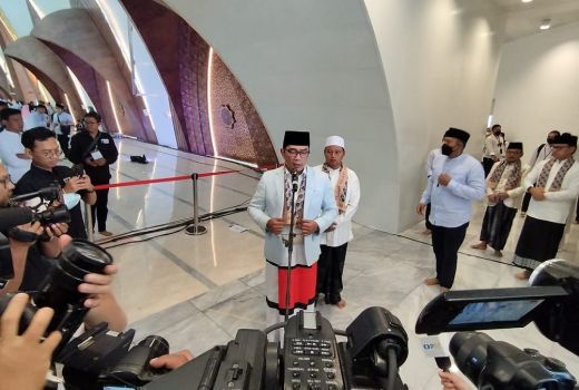 Masjid Al Jabbar Diresmikan, Gubernur Ridwan Kamil Justru Meminta Maaf - GenPI.co JABAR