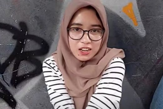 Kisah Sukses Asri Bermula dari Menjual Pentol, Omzetnya Kini Jutaan Rupiah - GenPI.co JABAR