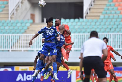 Persib vs PSM Makassar, Tiket Hanya untuk Suporter Tuan Rumah - GenPI.co JABAR
