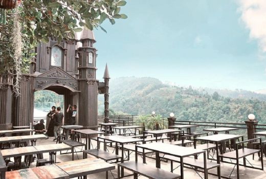 Rekomendasi Tempat Wisata di Bandung, Cara Seru Menikmati Kota dari Ketinggian - GenPI.co JABAR