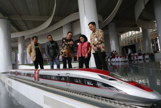 Gandeng PT KCIC, GoTo Bakal Layani Penjualan Tiket Kereta Cepat - GenPI.co JABAR