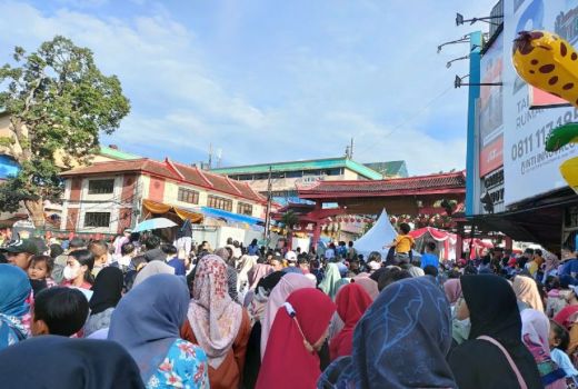 Warga Padati Cap Go Meh Bogor Street Festival, Bima Arya Sampaikan Perpisahan - GenPI.co JABAR