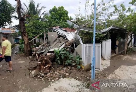 Alamak, Puluhan Rumah di Kabupaten Bekasi Rusak Diterjang Angin Kencang - GenPI.co JABAR