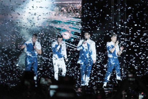 Christian Bautista dan Westlife Sukses Hebohkan Kota Bandung - GenPI.co JABAR