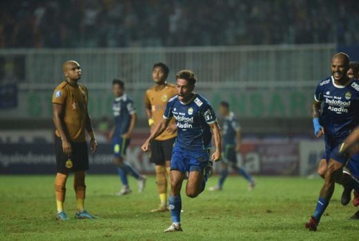 Kemenangan yang Tak Mudah Lawan Bhayangkara FC, Kata Pelatih Persib - GenPI.co JABAR