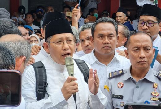 Pekik Takbir Warnai Bebasnya Anas Urbaningrum dari Lapas Sukamiskin - GenPI.co JABAR