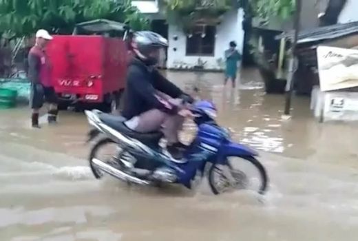 Desa di Kudus Kebanjiran, Normalisasi Sungai Juwana Mendesak - GenPI.co JATENG