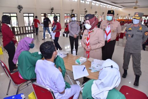 Vaksinasi di Sukoharjo 76,62%, Warga Diimbau Tetap Prokes - GenPI.co JATENG