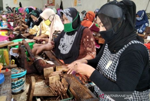 38.067 Buruh Rokok di Kudus Diusulkan Dapat BLT - GenPI.co JATENG