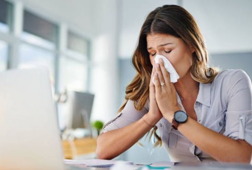 Ketahui Gejala Alergi pada Hidung dan Kulit, Bersin dan Gatal - GenPI.co JATENG
