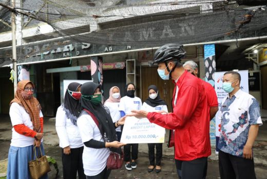 Kredit Lapak Bantu Ibu-Ibu di Jateng, Tanpa Agunan dan Bunga 2% - GenPI.co JATENG