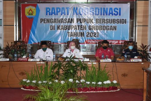 Pupuk Subsidi di Grobogan Bermasalah, Pemkab Dorong Distribusi - GenPI.co JATENG