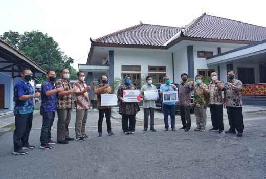 Pemkab Sragen Salurkan Bantuan Korban Semeru, Semoga Bermanfaat - GenPI.co JATENG
