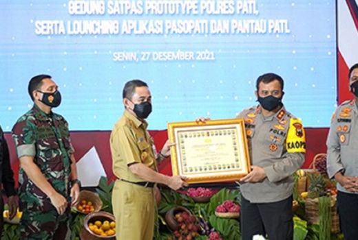 Pemkab Pati Hibahkan Rp20 untuk Bangun Gedung Polres - GenPI.co JATENG