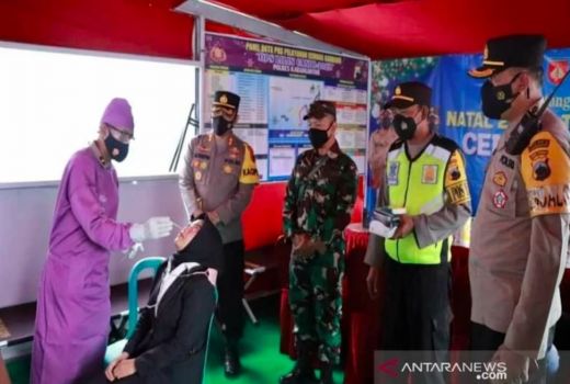 Polres Sukoharjo Cek Peduli Lindungi, 3 Pemudik Divaksin - GenPI.co JATENG