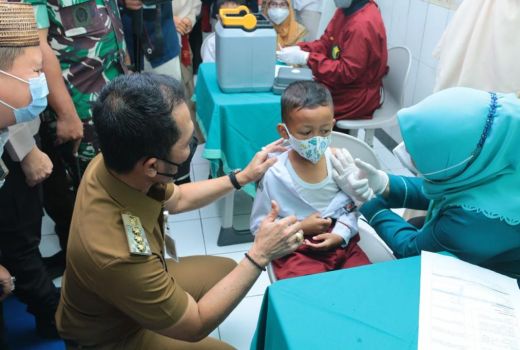 84.539 Anak 6-11 Tahun di Kudus Mulai Divaksin, Jangan Takut Dik - GenPI.co JATENG