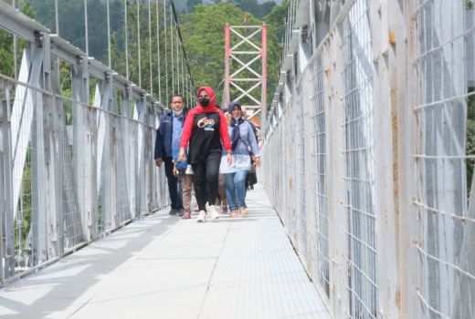 Dibangun Jembatan Gantung, Jalan ke Girpasang Klaten Cuma 2 Menit - GenPI.co JATENG