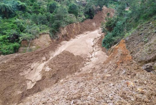 Material 1,7 Juta Meter Kubik Hambat Penanganan Longsor di Batang - GenPI.co JATENG