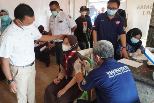 Vaksinasi Usia 6-11 Tahun Batang Dimulai, Targetnya 60.349 Anak - GenPI.co JATENG