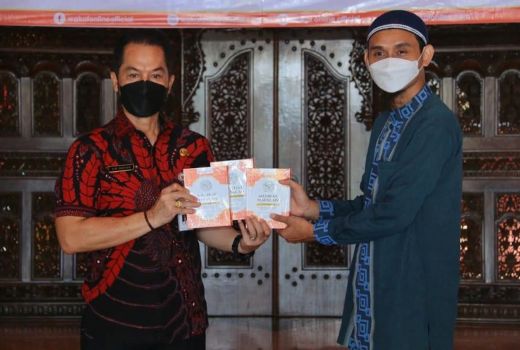 4.000 Al-Qur.’an Dikirim ke Ponpes di Indonesia Timur - GenPI.co JATENG