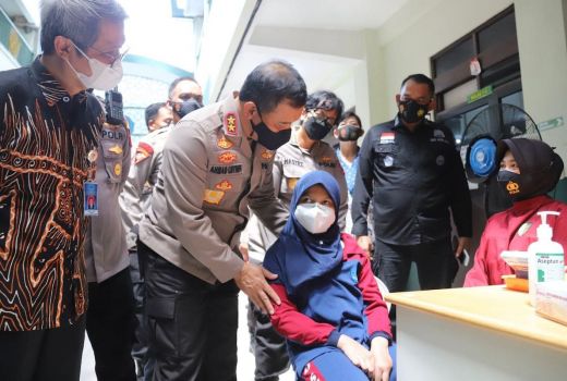 Pesan Kapolda Jateng agar Anak-Anak Mau Divaksin, Biar Sehat! - GenPI.co JATENG