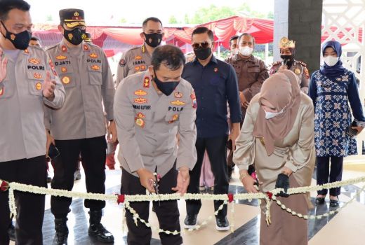 Kapolda Jateng Resmikan Gedung Presisi Polres Pekalongan - GenPI.co JATENG