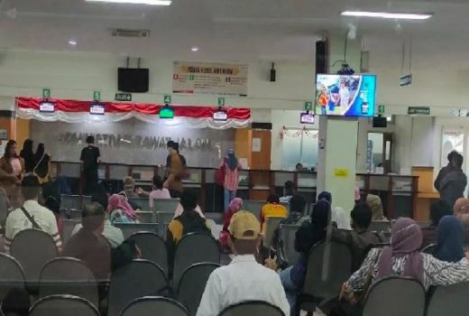 Periksa Kesehatan Pakai JKN-KIS Tak Perlu Antre, Begini Caranya - GenPI.co JATENG