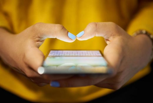 6 Dampak Negatif Penggunaan Media Sosial yang Berlebihan - GenPI.co JATENG