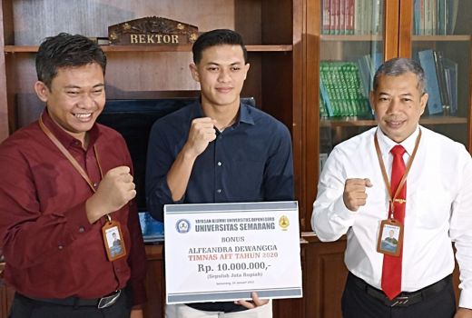 Hore! Dapat Bonus dari Kampus, Dewangga Janji Kuliah Sampai Lulus - GenPI.co JATENG