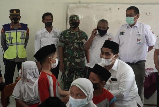 Tinjau Vaksinasi Anak di Batang, Taj Yasin: Tidak Ada Temuan - GenPI.co JATENG
