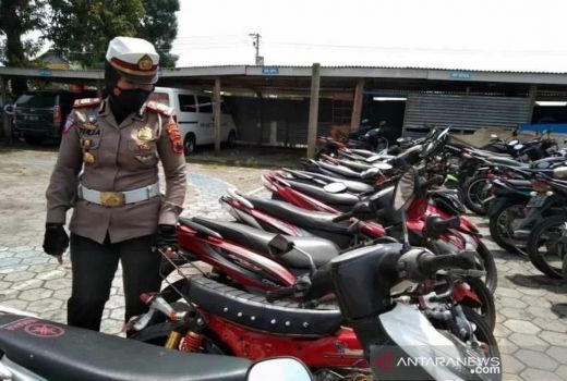 Unik! Begini Cara Polres Boyolali Hancurkan Ratusan Knalpot Brong - GenPI.co JATENG