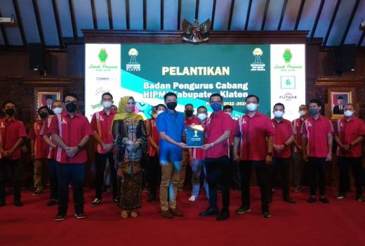 Lantik Pengurus HIPMI Klaten, Bupati: Bantu UMKM Naik Kelas - GenPI.co JATENG