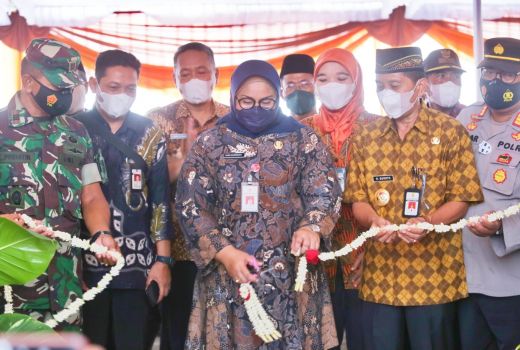 Revitalisasi Pasar Barong Kelar, Pedagang Mohon Jaga Kebersihan - GenPI.co JATENG