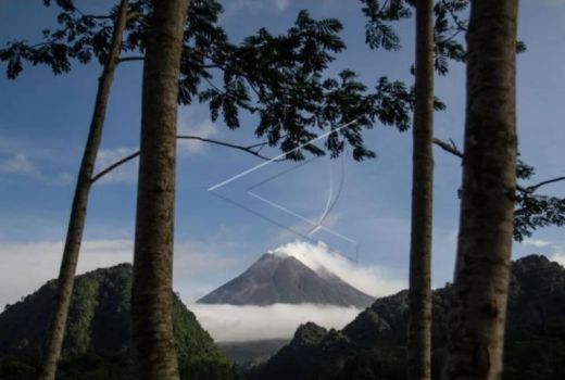 Merapi Alami 161 Gempa Guguran, Vulkanik, dan Tektonik, Waspada! - GenPI.co JATENG