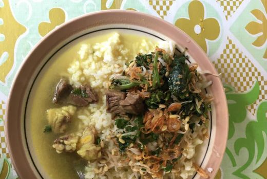 Menikmati Menu Unik Soto Gudangan Asli Ungaran, Sedap! - GenPI.co JATENG