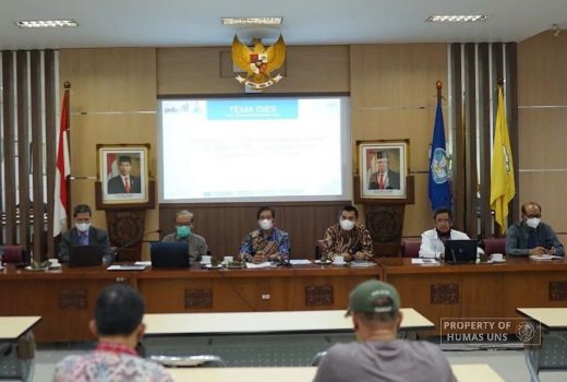 Dinilai Berjasa Terhadap UMKM, UNS Solo Beri Penghargaan Menkeu - GenPI.co JATENG