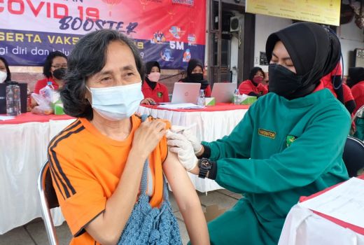 Kelenteng Tay Kak Sie Semarang Imlekan Plus Vaksin Booster, Jos! - GenPI.co JATENG