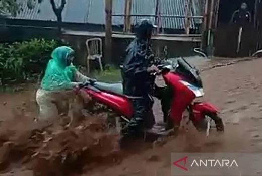 Banjir Bandang di Banjarnegara: Hambat Akses, Nihil Korban Jiwa - GenPI.co JATENG